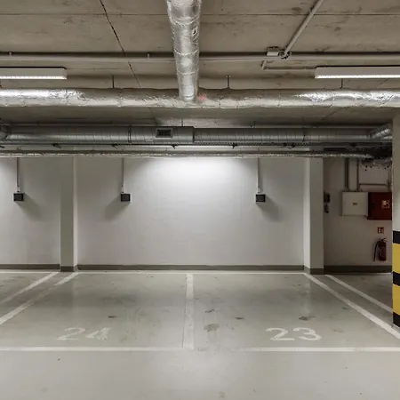 Modern With Balcony And Parking *