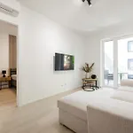 Modern With Balcony And Parking *