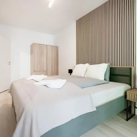 Апартаменты Modern With Balcony And Parking Будапешт