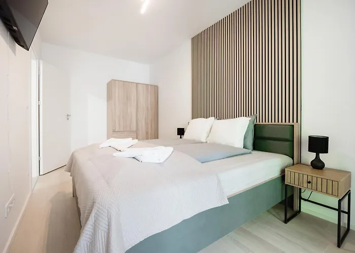 דירה Modern With Balcony And Parking בודפשט